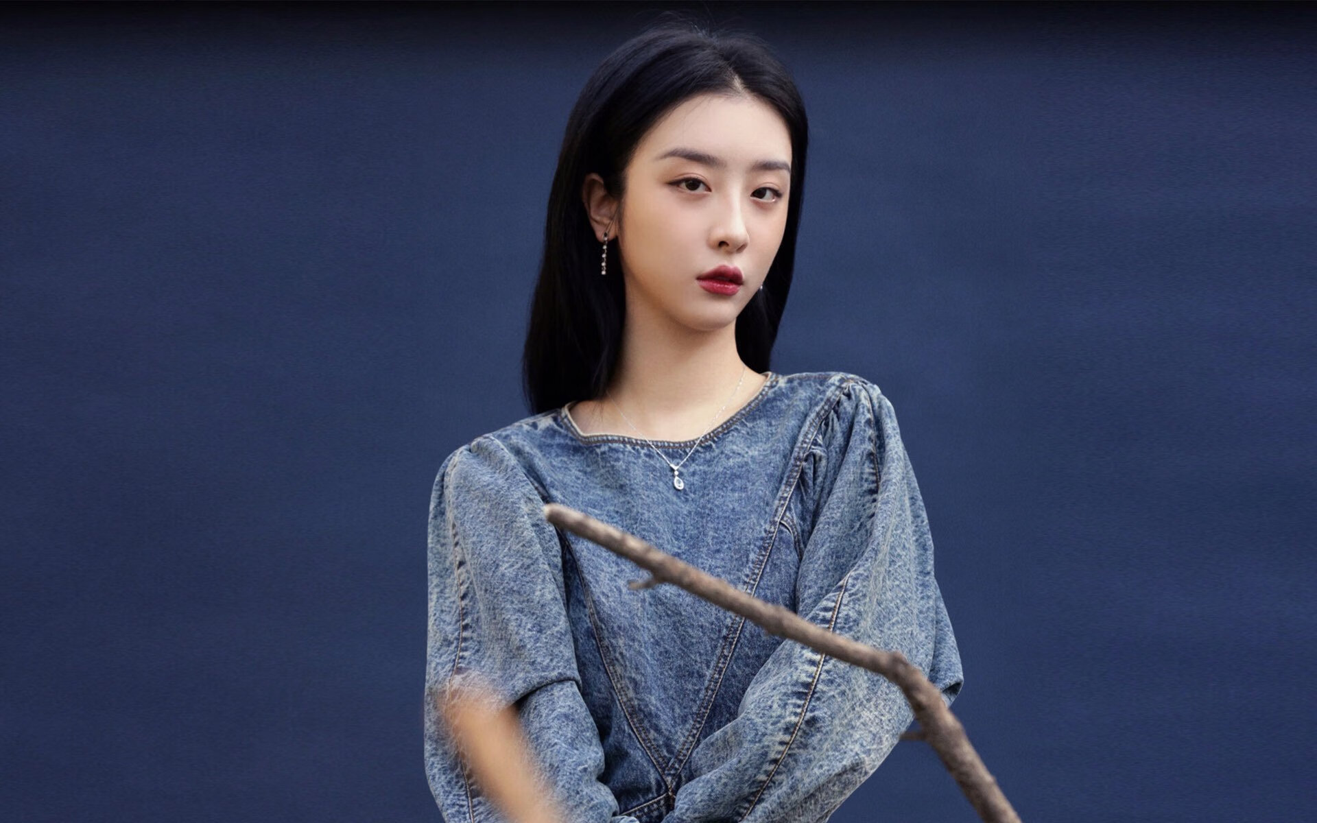 乐鱼体育-巴雷特：作为全黑队的战略支柱，他的脚法和组织能力让对方防不胜防